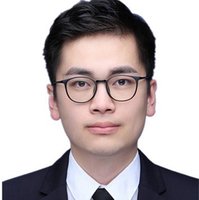 何龙