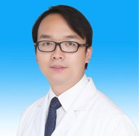 李春伟